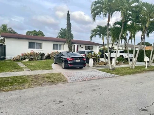 10275 SW 34th St, Miami FL 33165