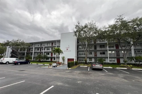 1301 SW 134th Way # 208B, Pembroke Pines FL 33027