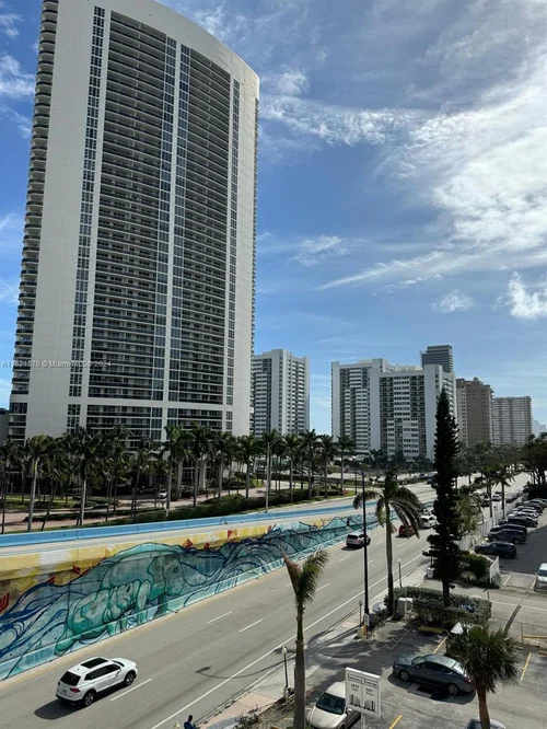 1825 S Ocean Dr # 514, Hallandale Beach FL 33009