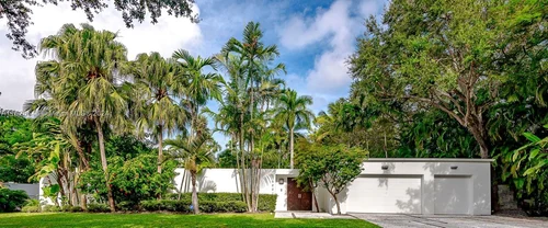 5001 SW 76th St, Miami FL 33143
