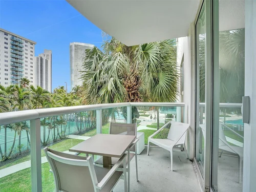 19380 Collins Ave # 214, Sunny Isles Beach FL 33160