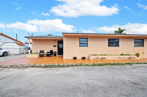 1307 NW 36th Ave, Miami FL 33125