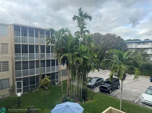 1770 NE 191st St # 1, Miami FL 33179