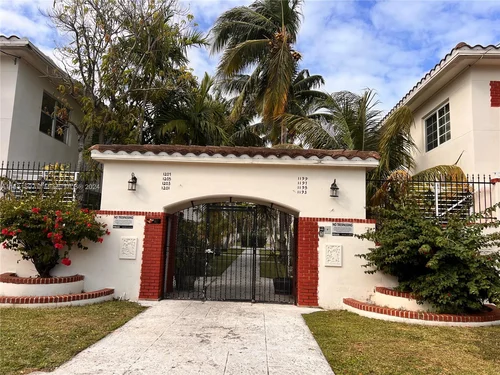 1195 Marseille Dr # 5, Miami Beach FL 33141