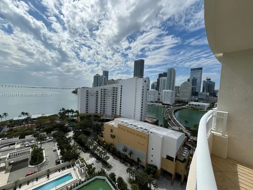 770 Claughton Island Dr # 10, Miami FL 33131