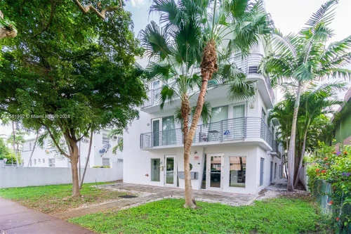 945 Michigan Ave # 5, Miami Beach FL 33139