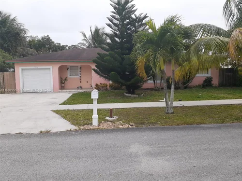 13378 SW 264th Ter, Homestead FL 33032