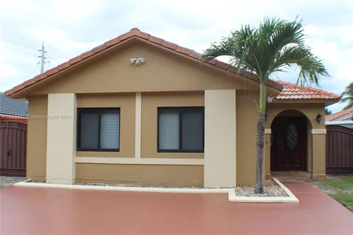 7579 W 31st Ave, Hialeah FL 33018