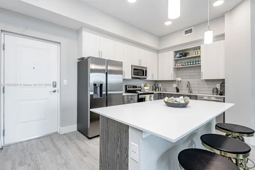 9375 W COMMERCIAL BLVD # 401, Tamarac FL 33351