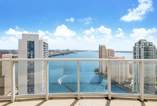 300 S Biscayne Blvd # 2312, Miami FL 33131