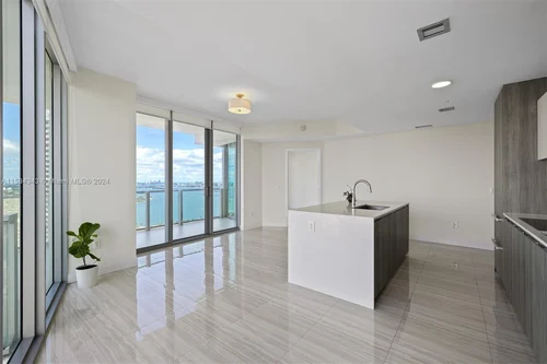 2900 NE 7th Ave # 4001, Miami FL 33137