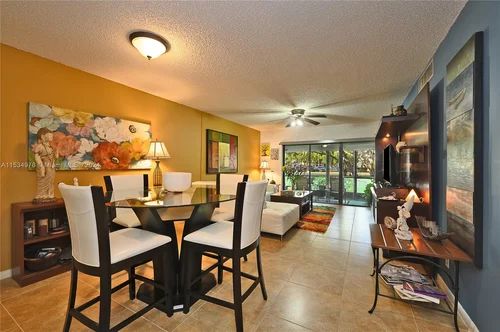 2302 S Cypress Bend Dr # 110, Pompano Beach FL 33069