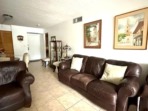 20500 E Country Club Dr # 119, Aventura FL 33180