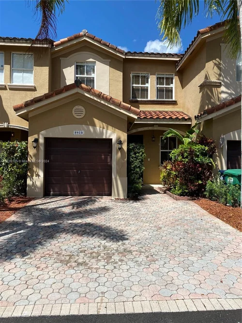 8910 SW 108th Pl # 8910, Miami FL 33176