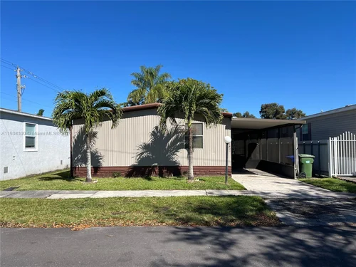 21431 NW 7th Ct, Pembroke Pines FL 33029