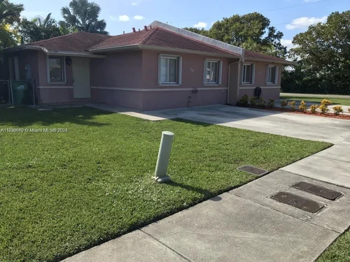 9440 SW 169th St, Palmetto Bay FL 33157