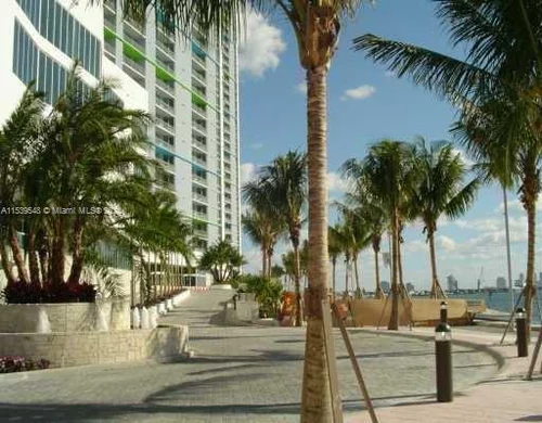 325 S Biscayne Blvd # 1214, Miami FL 33131