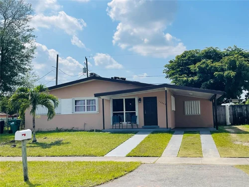 12240 SW 187th Ter, Miami FL 33177