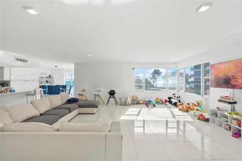 5255 Collins Ave # 3D, Miami Beach FL 33140