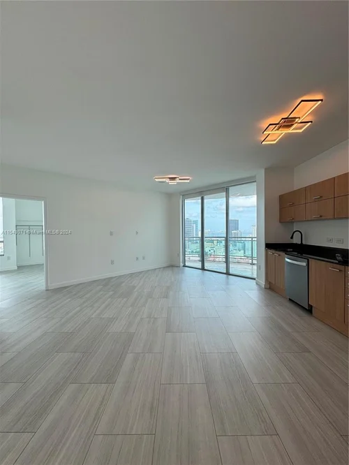 350 S Miami Ave # 3913, Miami FL 33130