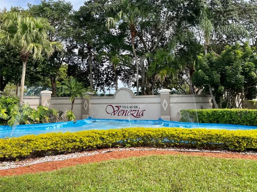 9950 Nob Hill Pl # 9950, Sunrise FL 33351