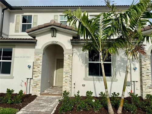 12154 NW 24 CT, Miami FL 33167