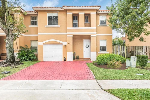 834 NW 135th Ave # 834, Pembroke Pines FL 33028