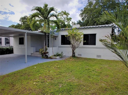 251 NW 45 ST, Miami FL 33127