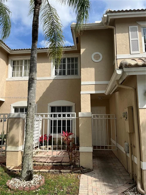 2243 NW 170th Ave # 2243, Pembroke Pines FL 33028