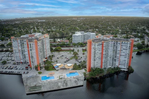 1351 NE Miami Gardens Dr # 704E, Miami FL 33179