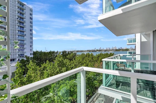 1000 West Ave # 327, Miami Beach FL 33139