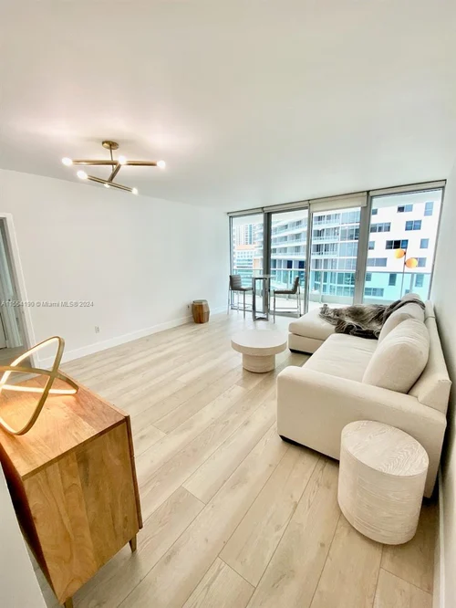 1331 Brickell Bay Dr # 1604, Miami FL 33131