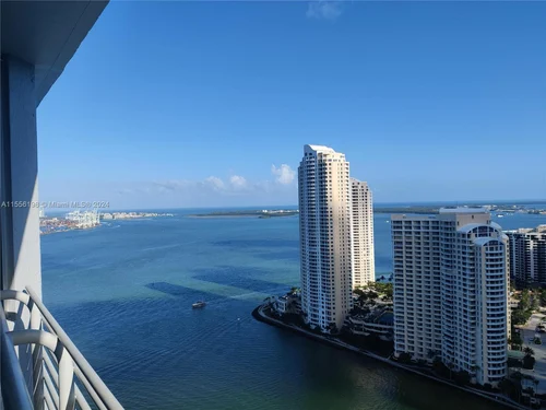 325 S Biscayne Blvd # 3017, Miami FL 33131