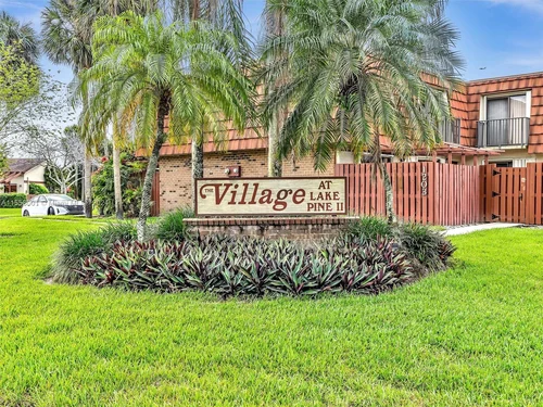 11887 SW 12th Pl # 11887, Davie FL 33325