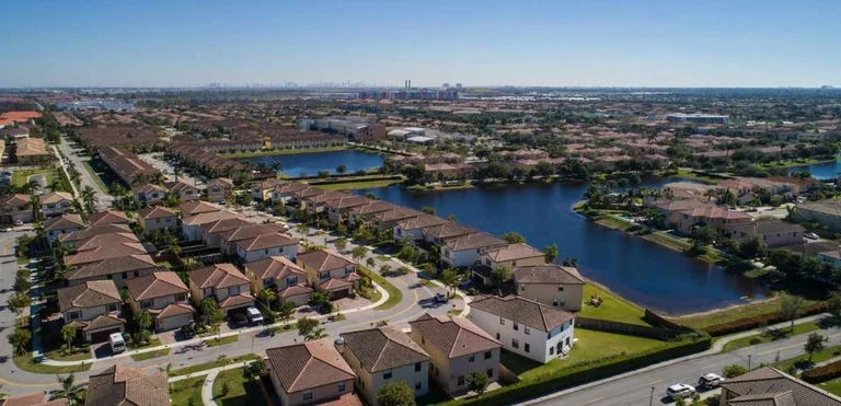 Casas Nuevas en Doral