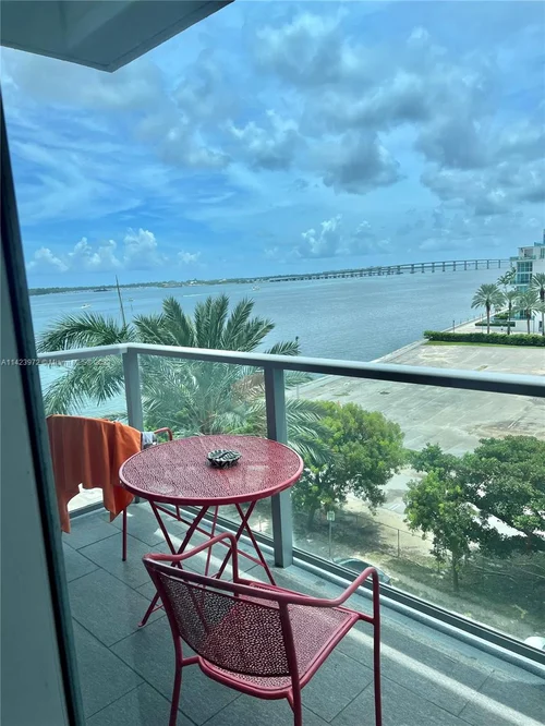1080 Brickell Ave