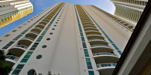 16051 and 16047 Collins Avenue