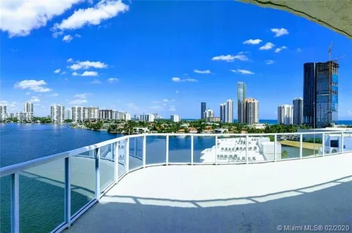 18100 N Bay Rd Sunny Isles Beach