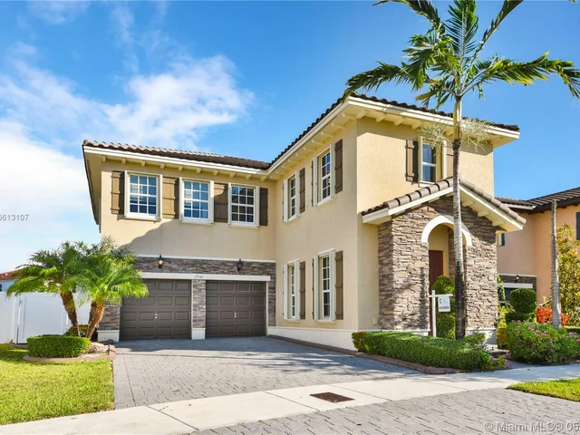 17081 SW 91 ST, Kendall FL 33196