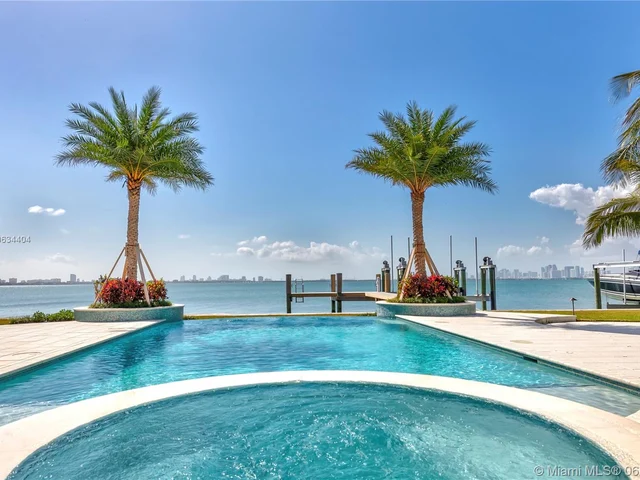 1520 S Treasure Dr, North Bay Village FL 33141