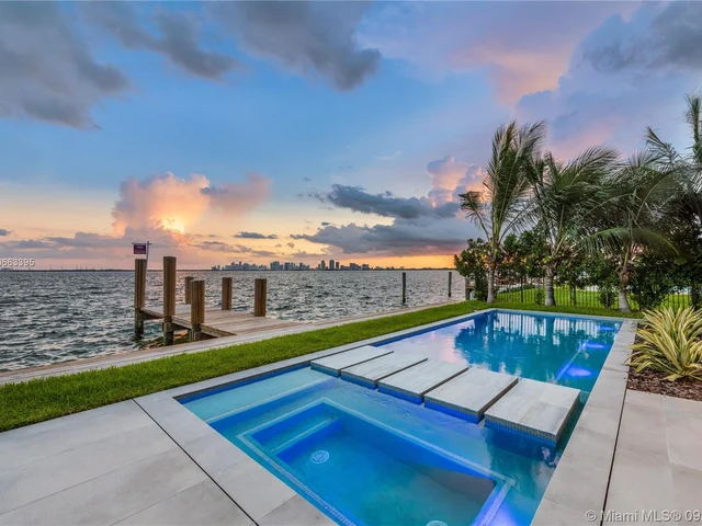 1610 S Treasure Dr, North Bay Village FL 33141