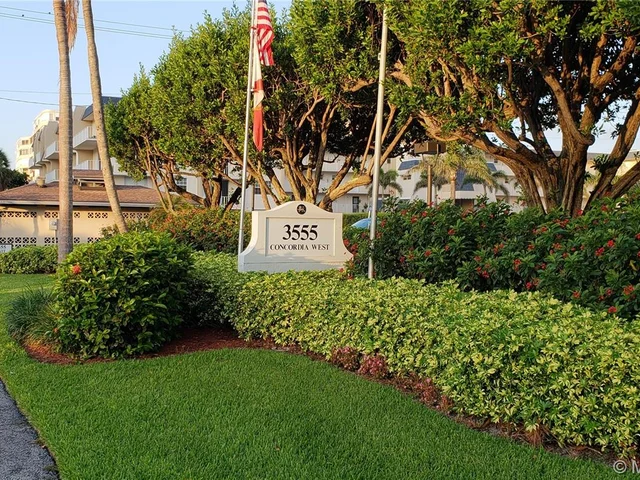 3555 S Ocean Blvd # 115, South Palm Beach FL 33480