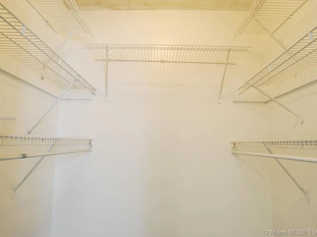 1662 Lincoln Ct # 402, Miami Beach FL 33139