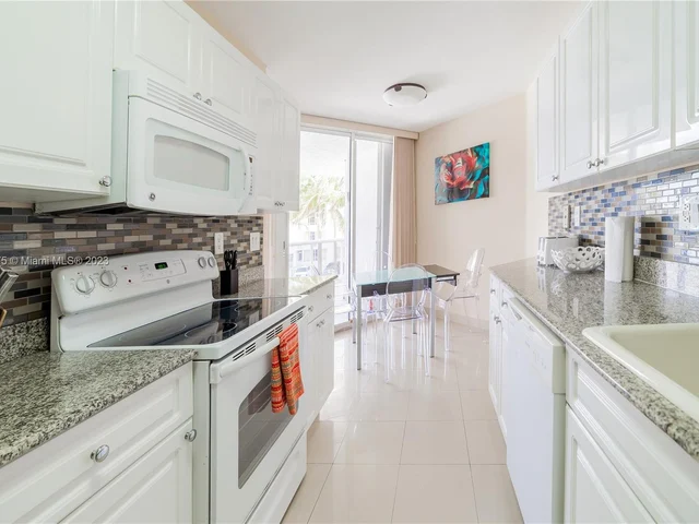 16711 COLLINS AV # 303, Sunny Isles Beach FL 33160