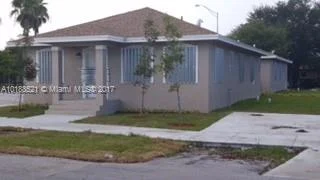 810 NW 112th St, Miami FL 33168