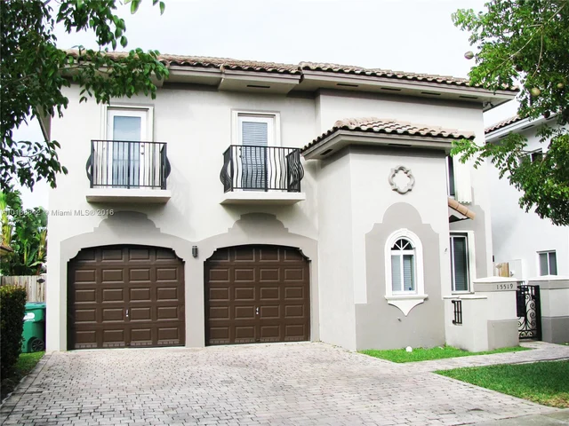 15519 SW 14th St, Miami FL 33194