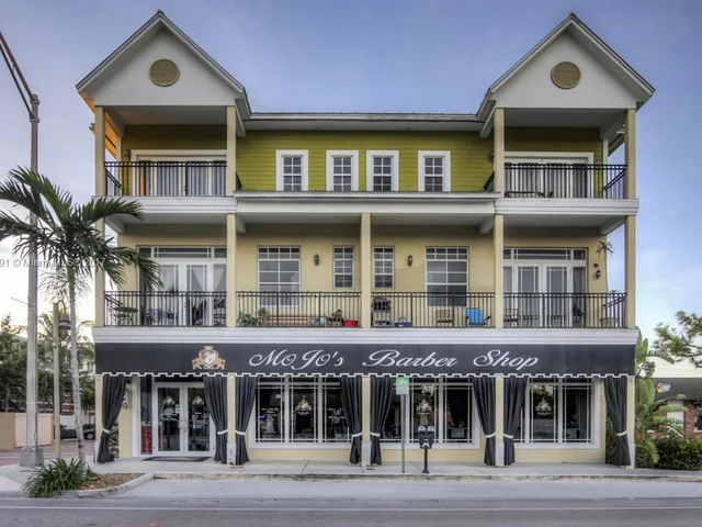 2352 Wilton Drive # 2352, Wilton Manors FL 33305