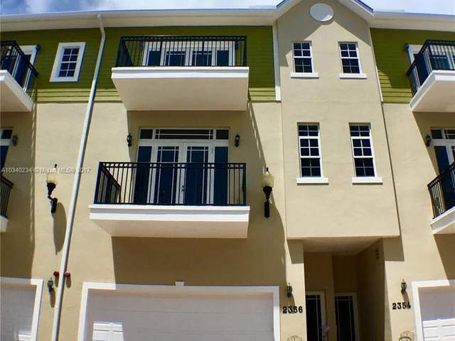 2354 Wilton Drive # 2354, Wilton Manors FL 33305