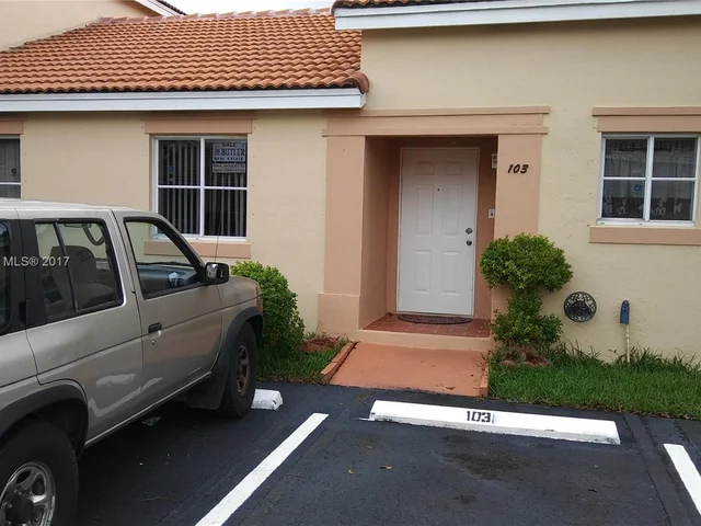 318 NW 114th Ave # 103, Sweetwater FL 33172