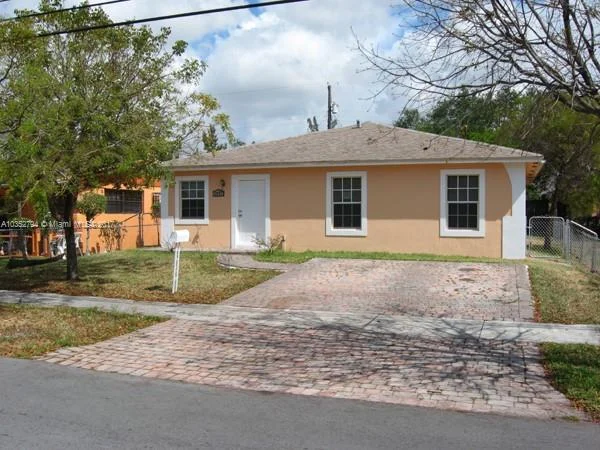 1971 NW 154th St, Miami Gardens FL 33054